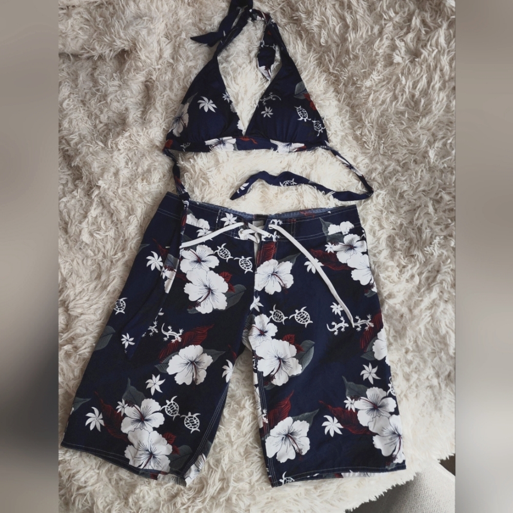 Shay Bouvier Hawaiian print board short bathing suit in Navy ,size 7